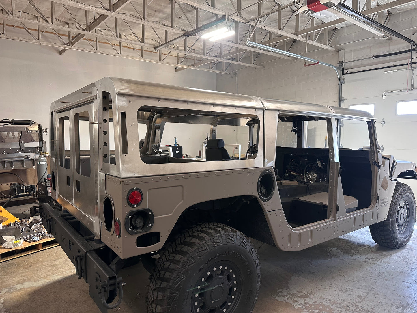 Hummer H1 / Humvee Wagon 4-Door Top